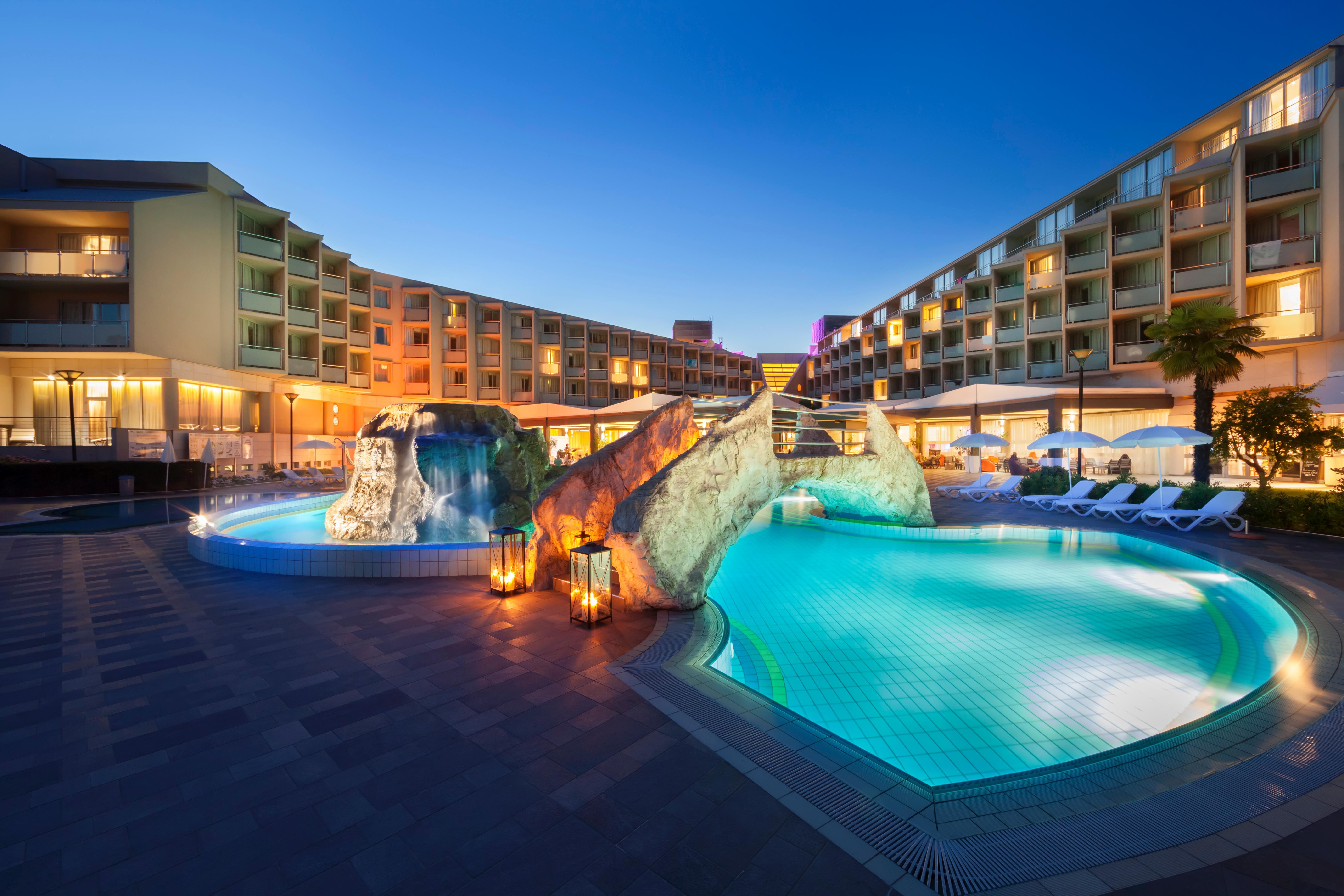 Aminess Vival Maestral Hotel Novigrad Istria Eksteriør billede